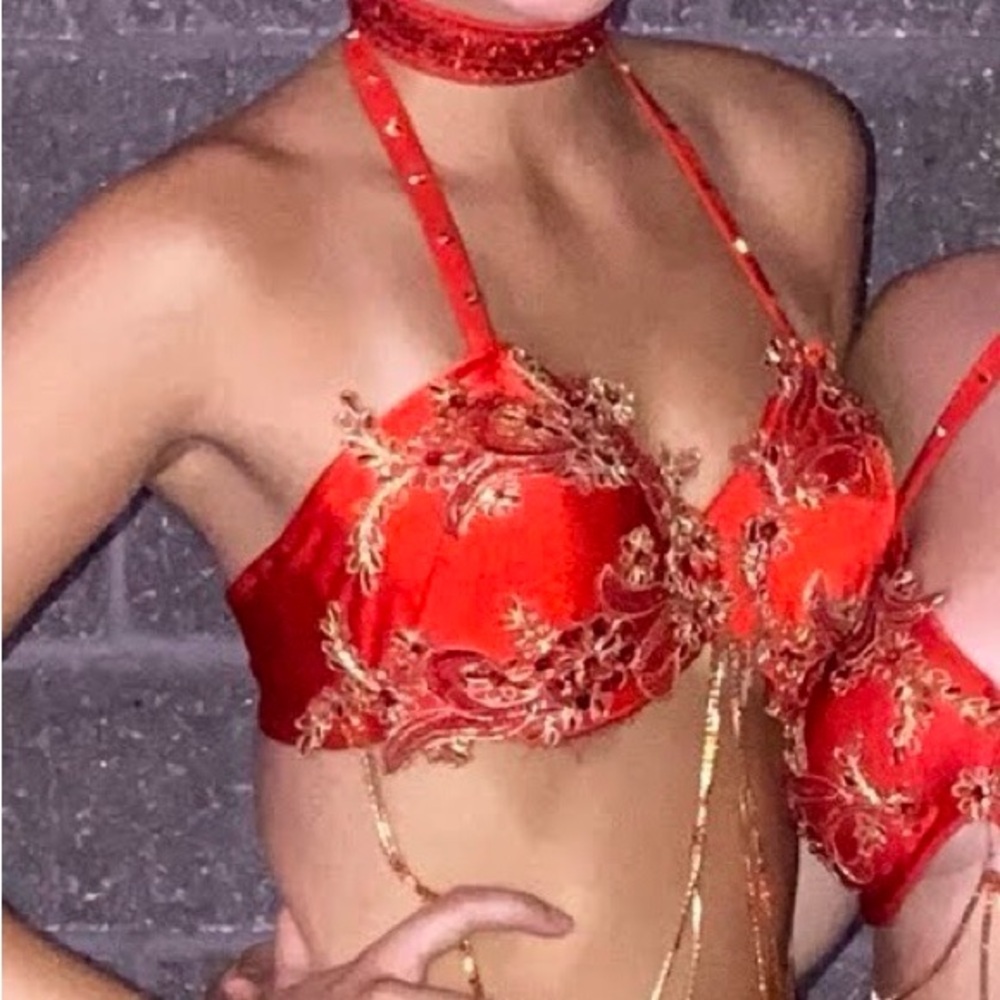 Decorative dance bra 36C